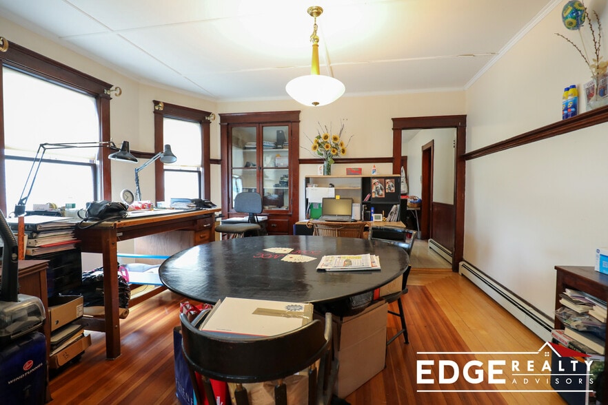 Building Photo - 6 Orange St