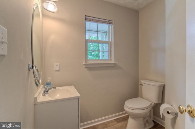 Building Photo - 11 St Williams Way