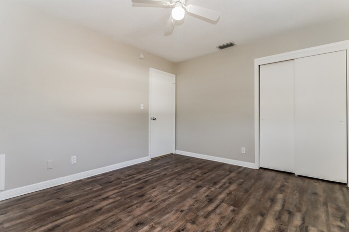 Building Photo - 1733 Ragland Ave