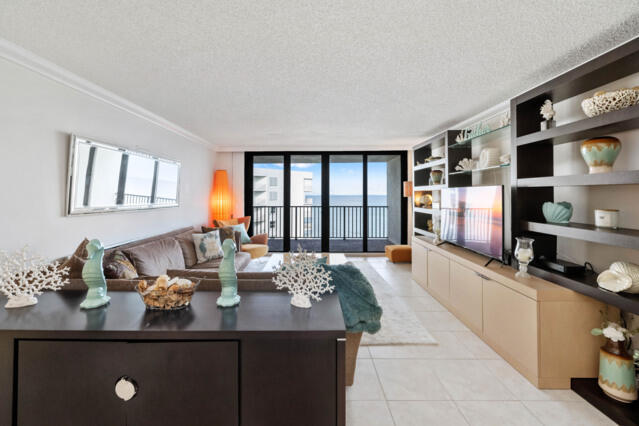 Building Photo - 3610 S Ocean Blvd