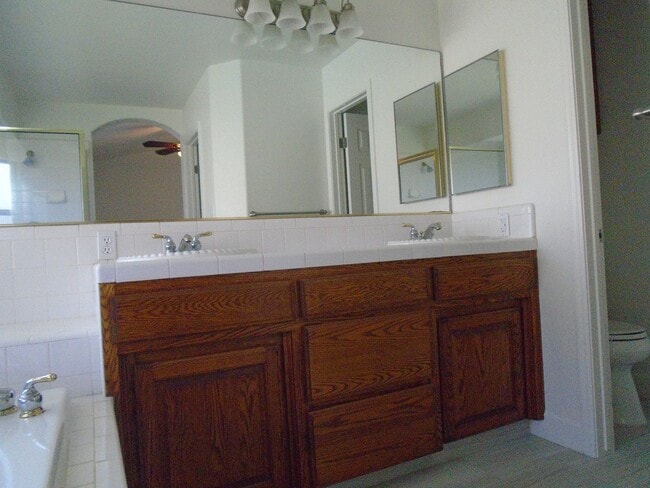 Building Photo - NW-COOL POOL & CUSTOM UPGRADES GALORE !!!