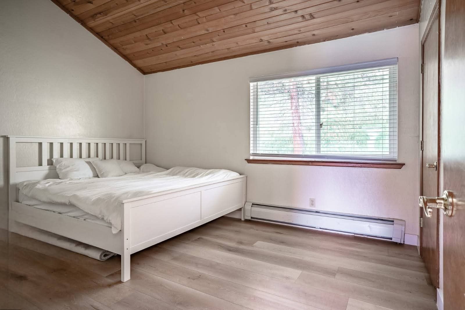 Building Photo - 200 Carroll St