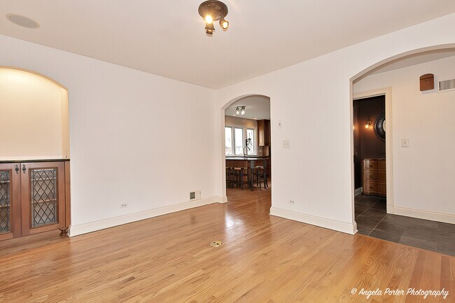 Building Photo - 756 Stonegate Rd