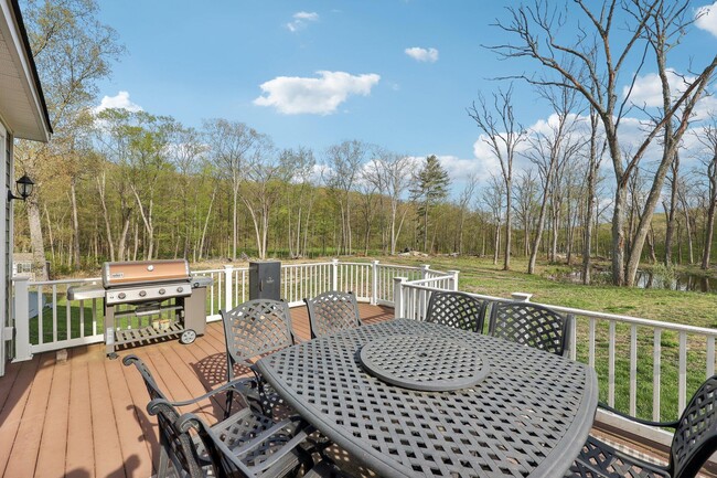 Building Photo - 56 Benjamin Meadow Rd