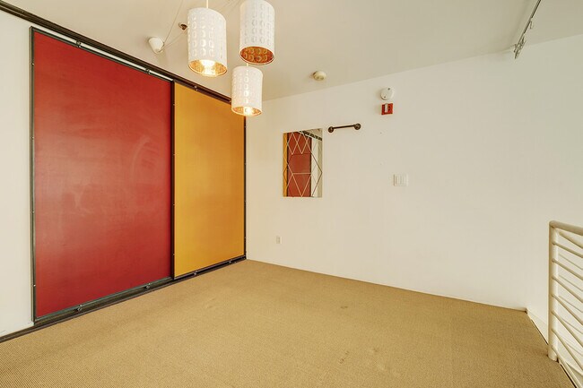 Building Photo - 755 Florida St