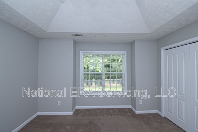 Building Photo - 65 Weldon Pl