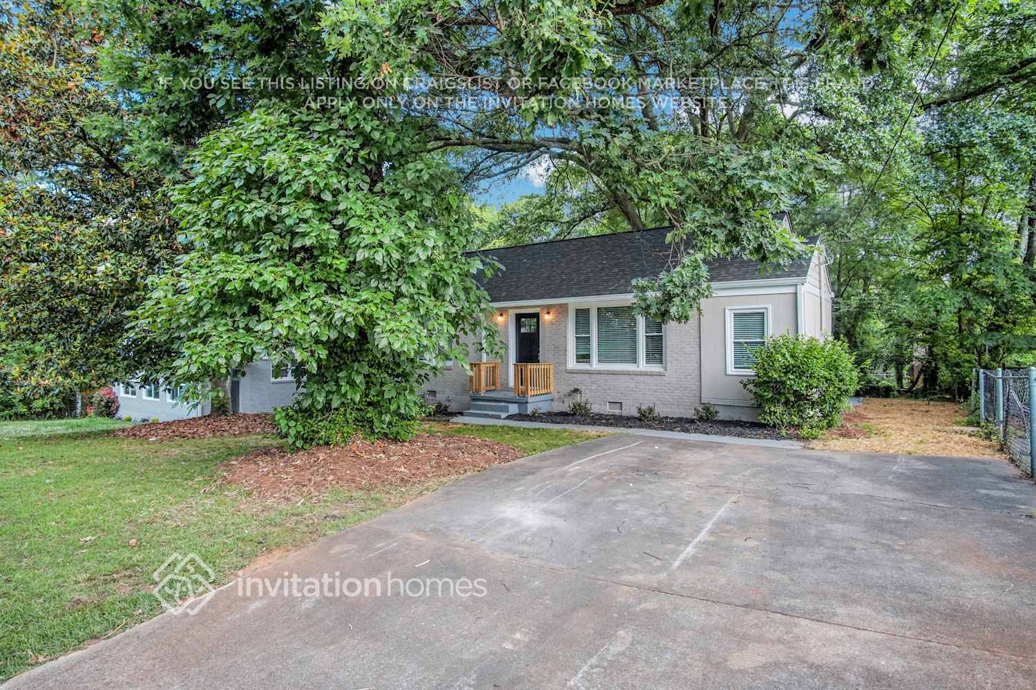 Building Photo - 2674 Joyce Ave