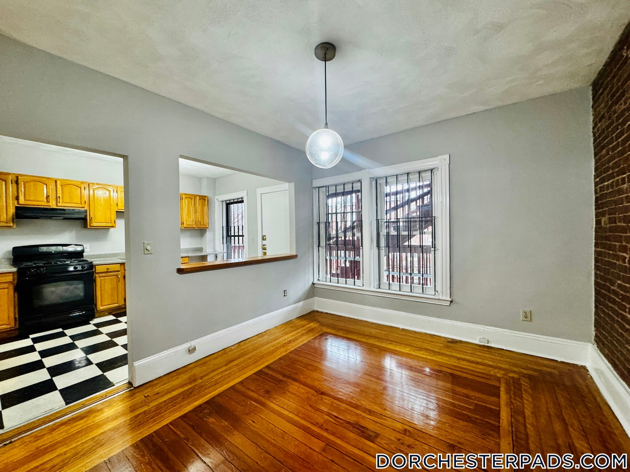 Building Photo - 76 Florida St