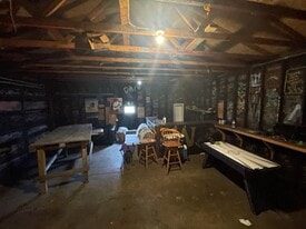 Building Photo - 1308 Sutherland Ave