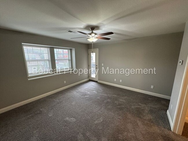 Building Photo - 1399 Handelin Rd