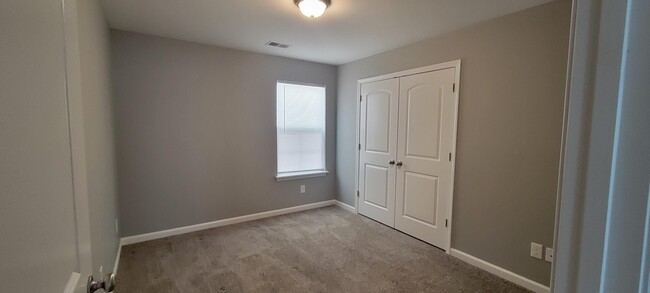 Building Photo - 2488 Feathersound Wy
