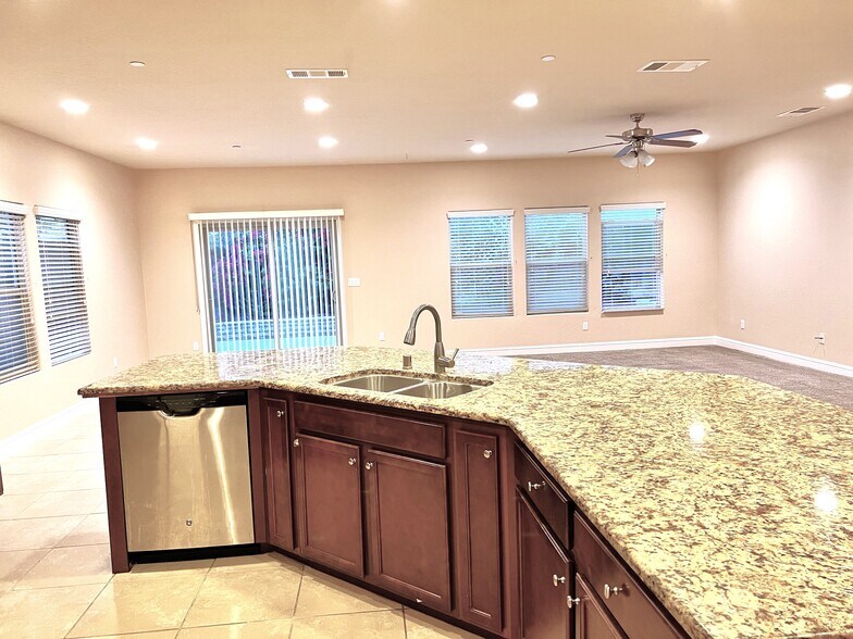 Kitchen Island - 6187 E Pontiac Way