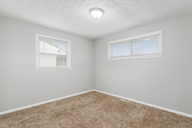 Building Photo - 4155 Dixie Ct