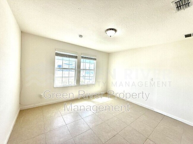 Building Photo - 8704 Lake George Cir W