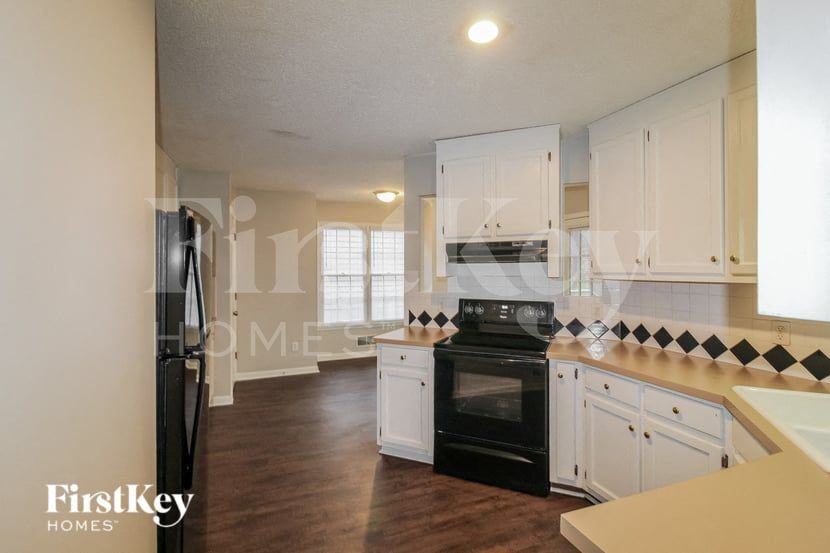 Building Photo - 4725 Diggers Way