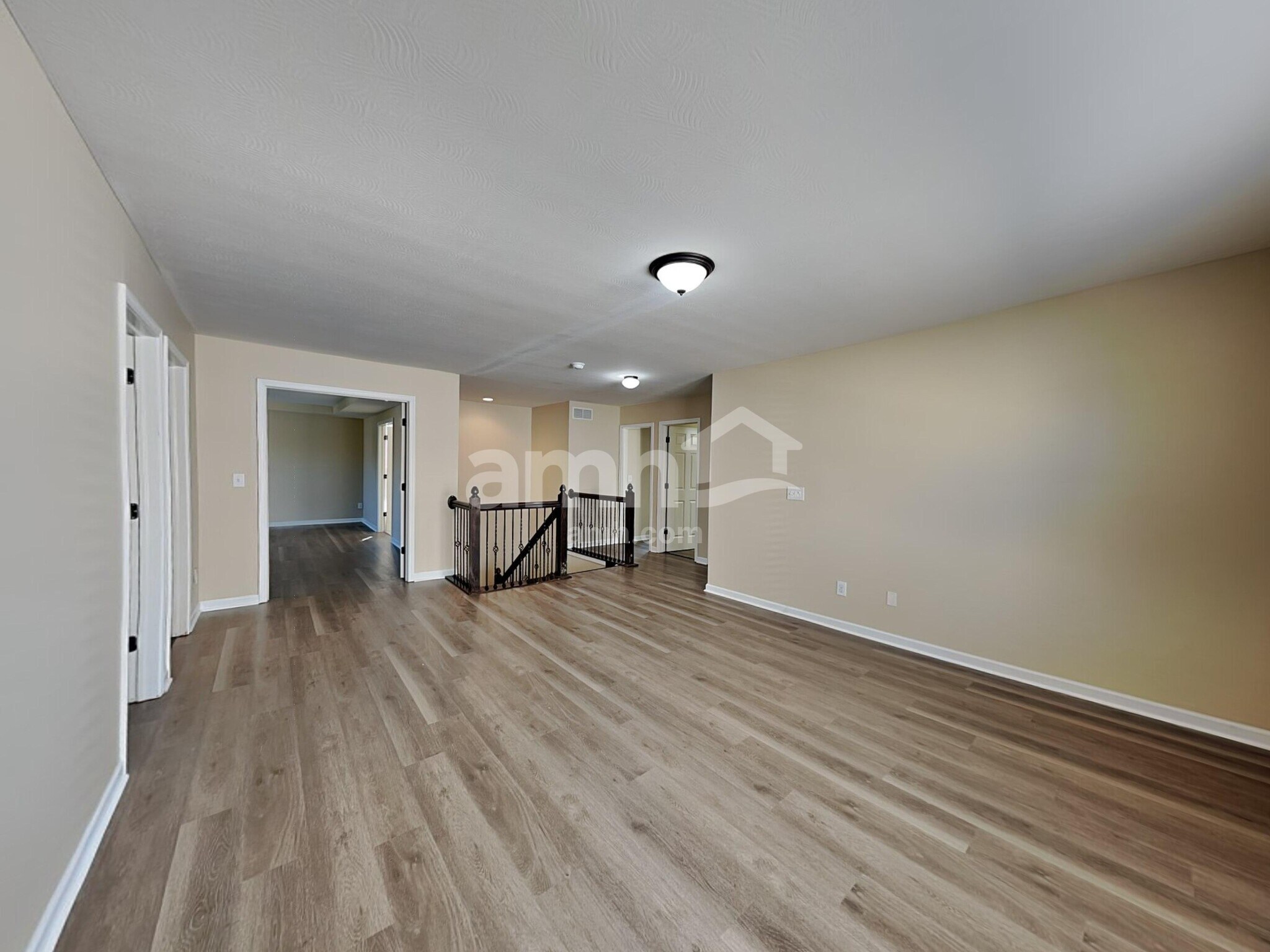 Building Photo - 8333 Parori Ln