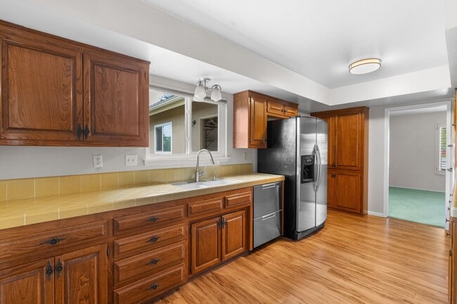 Building Photo - Beautifully Maintained Rental Home with an...