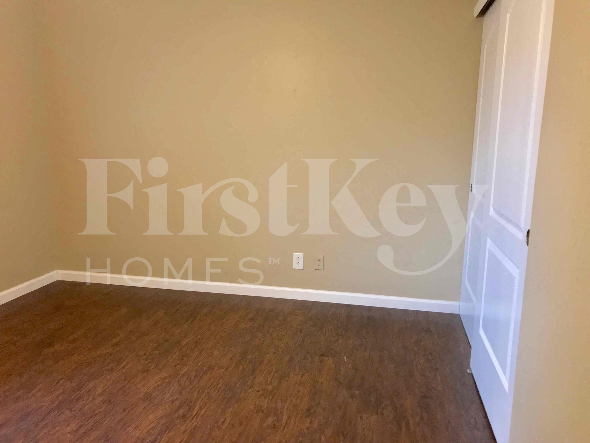 Building Photo - 6380 El Serrano Dr