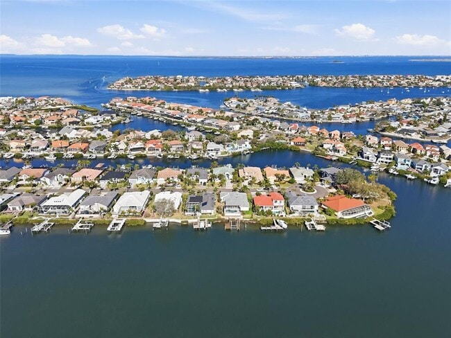 Building Photo - 909 Allegro Ln