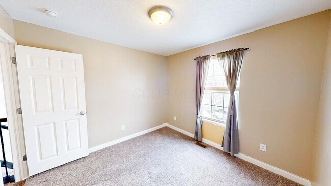 Building Photo - 5876 Myrick Rd