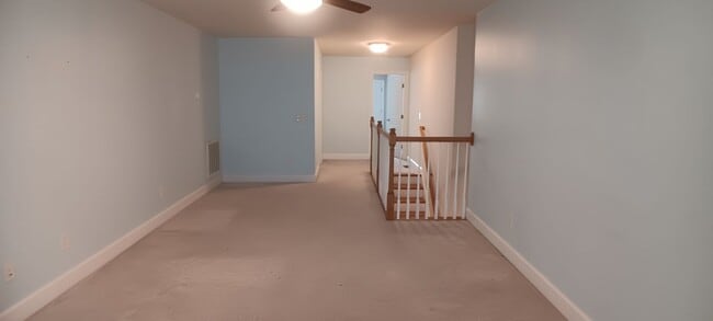 Building Photo - Heron's Landing 4 BD/ 3BTH Available May 14th