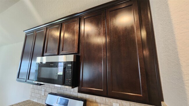 Building Photo - 29346 Dunns Creek Ct