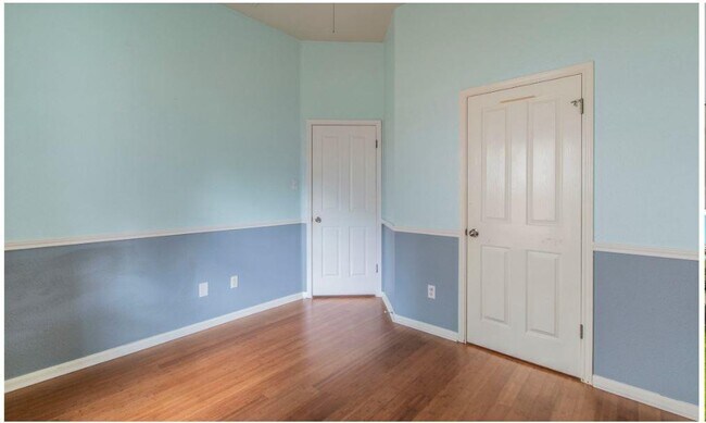 Building Photo - 8108 Miller Falls Dr
