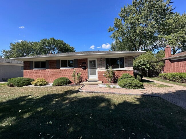 Primary Photo - 2843 Teasdale Dr