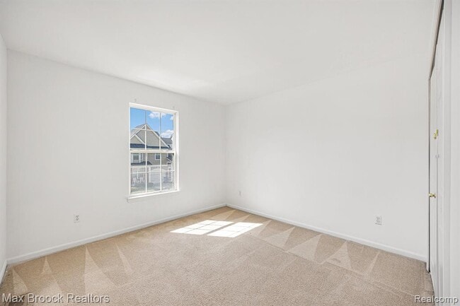 Building Photo - 4899 Green Ct