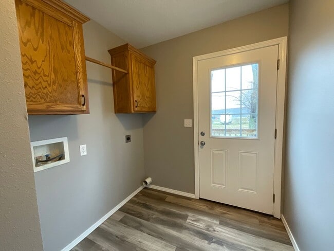 Building Photo - Nice Recently Updated 3 Bed 2 Bath in Webb City!