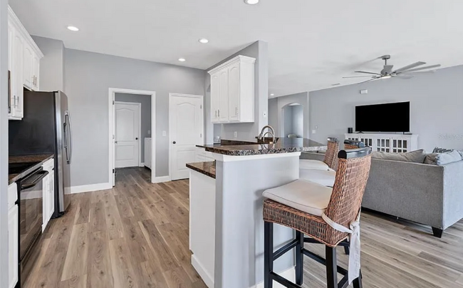 Building Photo - 2760 Suncoast Lakes Blvd
