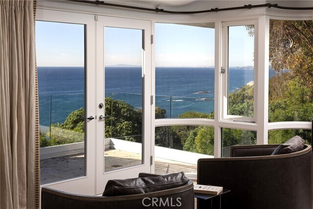 Building Photo - 52 N Portola