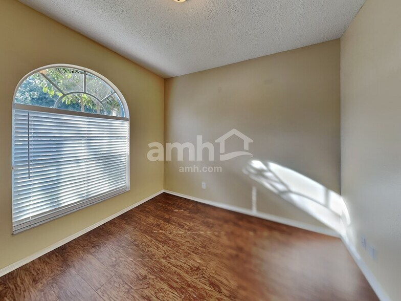 Building Photo - 503 Greg St