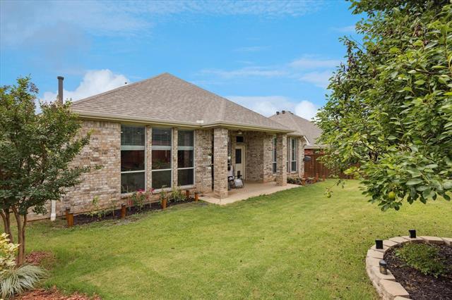 Building Photo - 10237 Red Bluff Ln