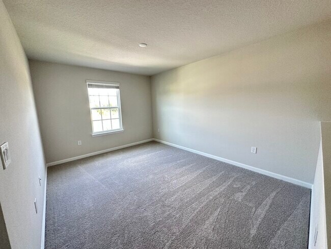 Building Photo - 378 Siesta Vista Ct
