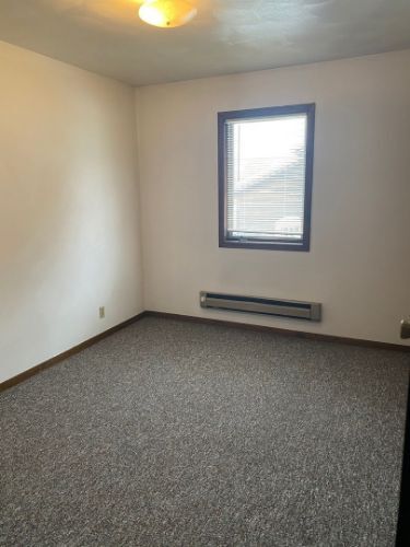 Building Photo - 5167 Cheney Dr