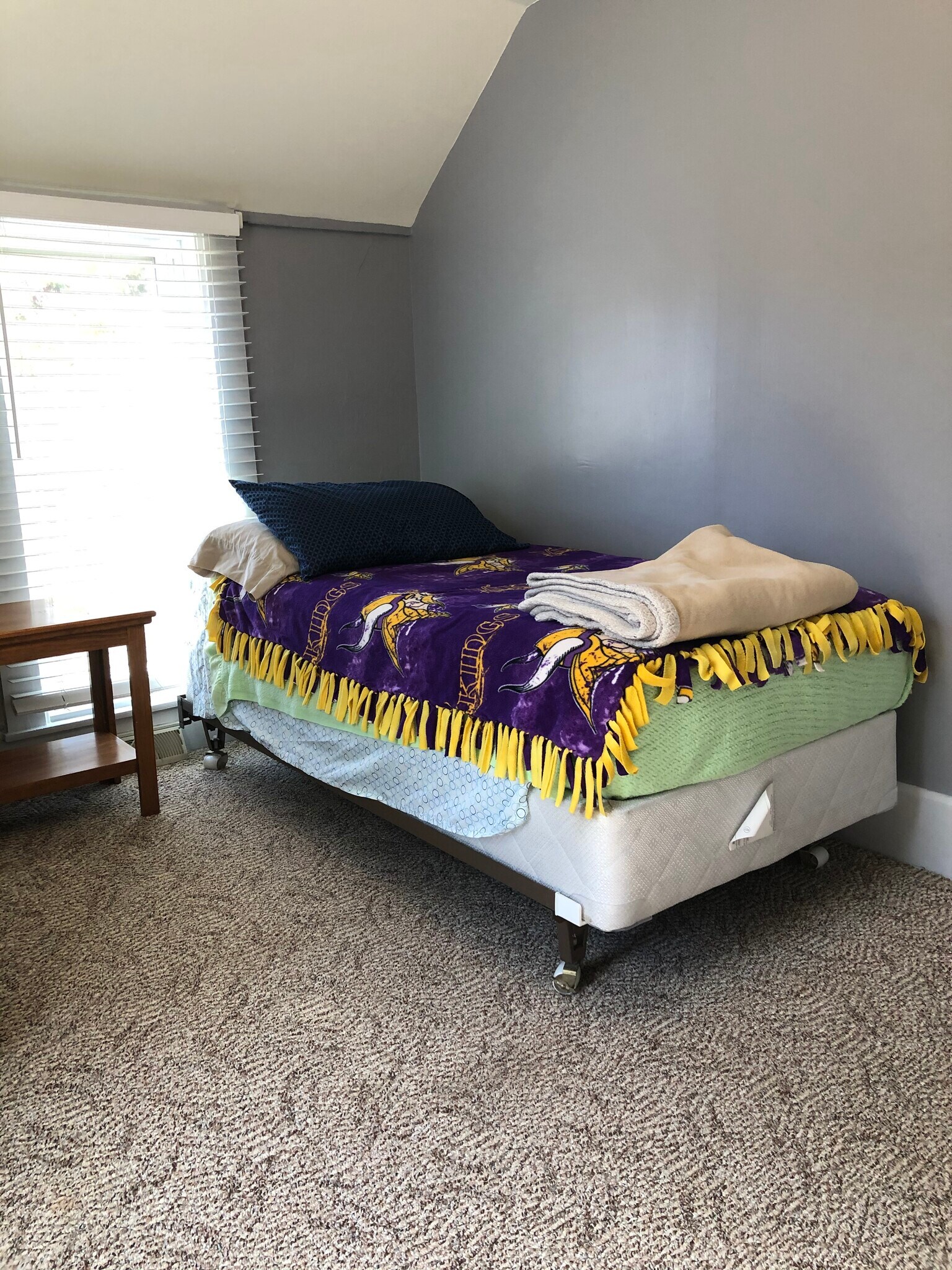 Second bedroom - 17286 Hope Rd