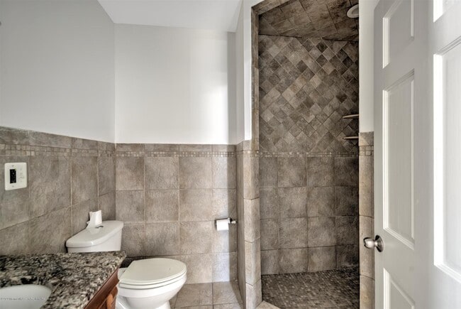 Building Photo - 8 Dolan Ave