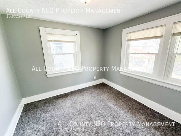 Building Photo - 73 Belvidere Way