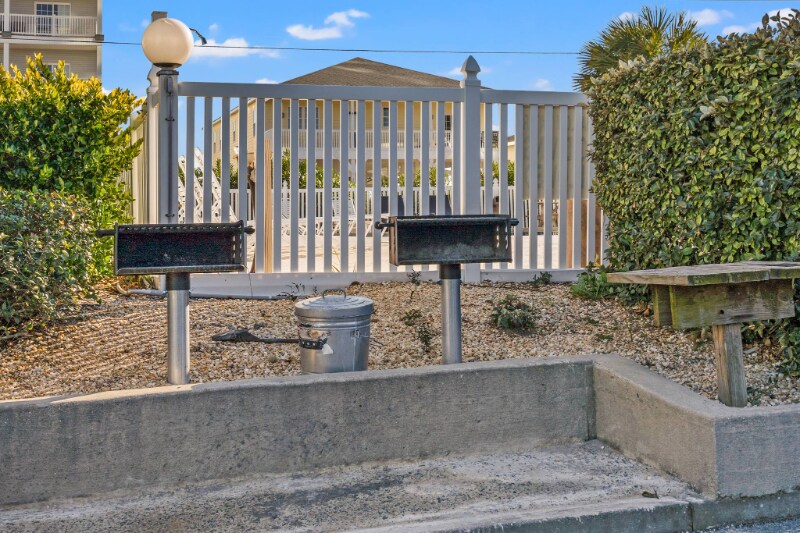 Building Photo - 4201 N Ocean Blvd