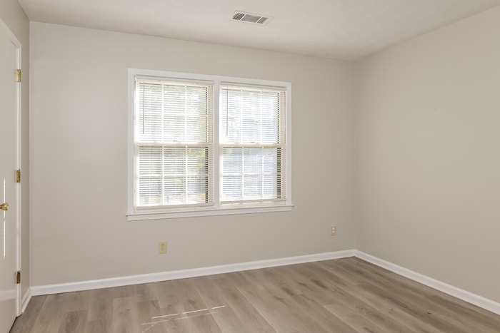 Building Photo - 2137 Hartridge Dr