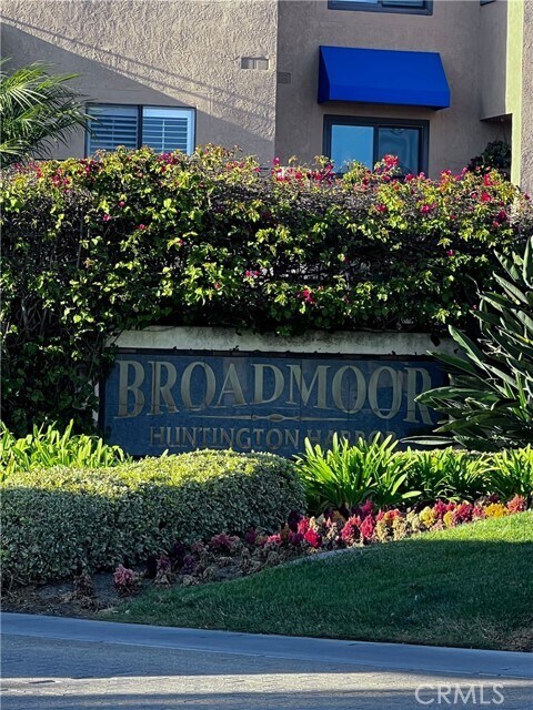 Building Photo - 3221 Francois Dr