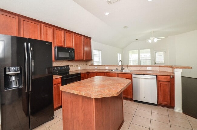Building Photo - 7038 Cornflower Ln