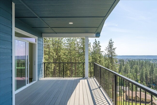 Building Photo - $3,800 - 4 Bed / 3 Bath Stunning Brand New...