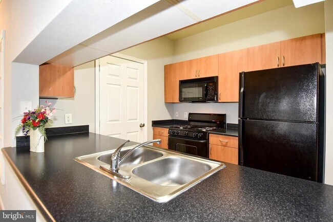 Building Photo - 13504 Derry Glen Ct