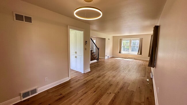 Building Photo - 17680 Green Isle Ct