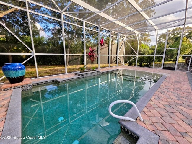 Building Photo - 4513 Canard Rd