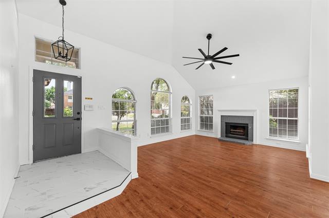 Building Photo - 4709 Thorntree Dr