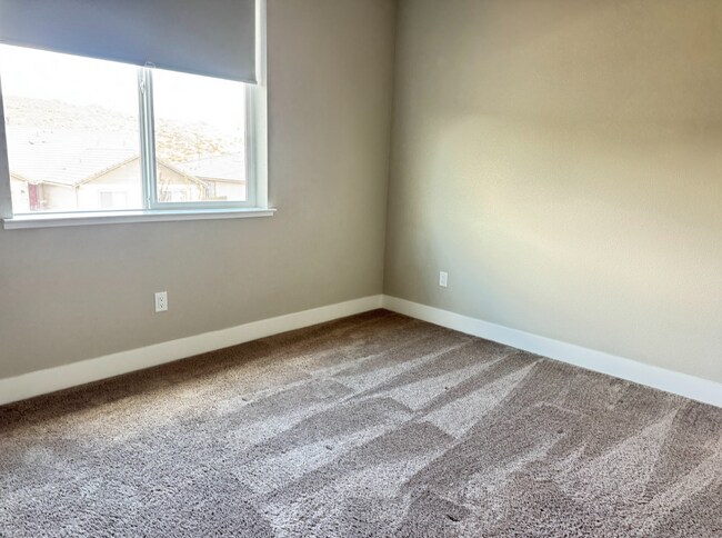 Building Photo - 4 Bedroom | 3 Baths | Single Story | 2290sf | 2 car garage and fenced yard
