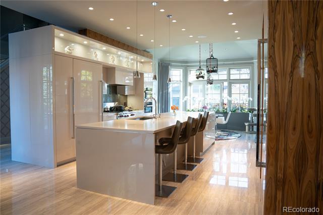 Building Photo - 190 S Glencoe St